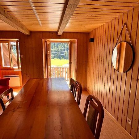 Petit Velan - Coworking & Coliving Hostel บูร์ก-แซ็งต์-ปิแอร์ ภายนอก รูปภาพ