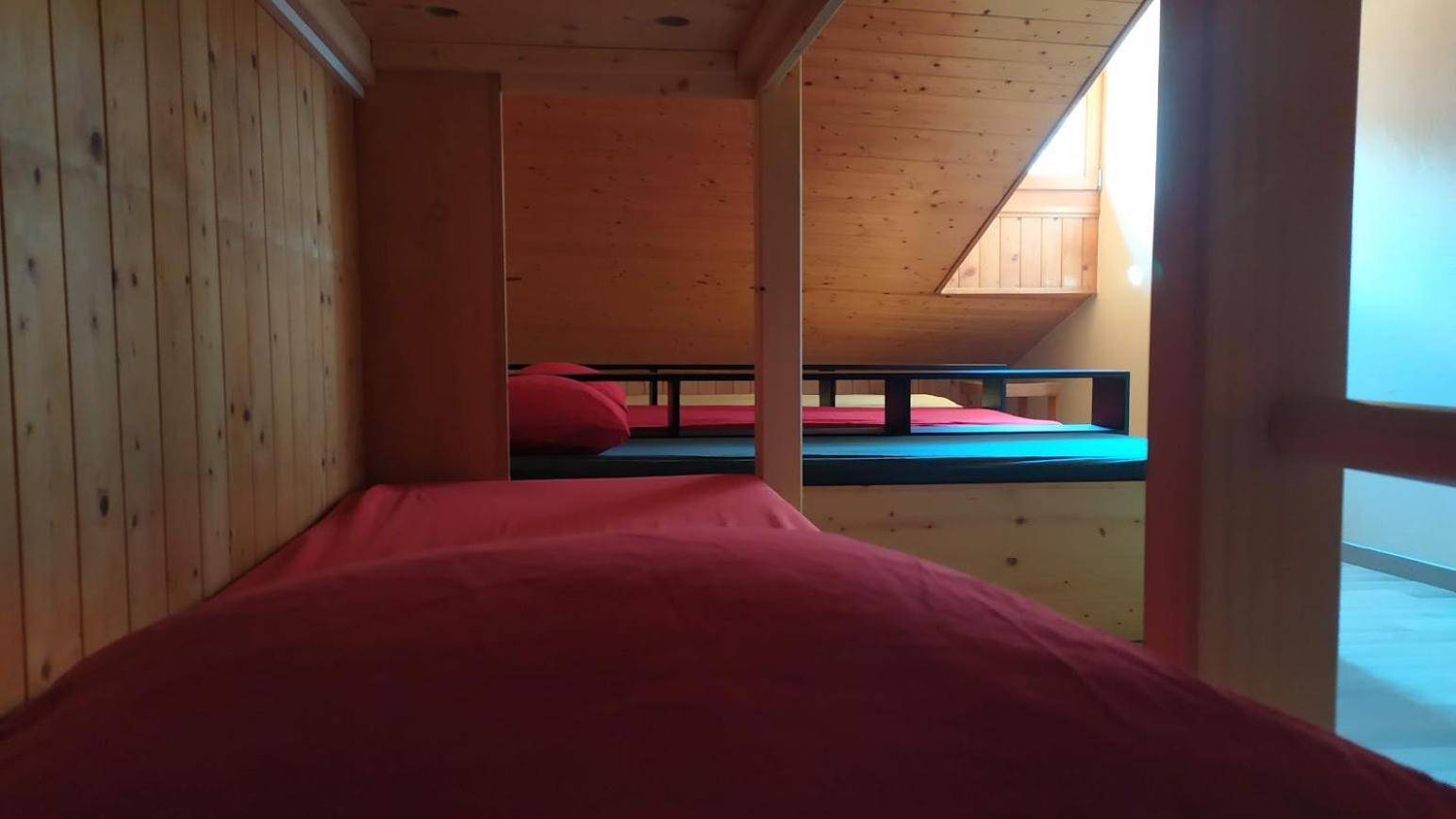 Petit Velan - Coworking & Coliving Hostel บูร์ก-แซ็งต์-ปิแอร์ ภายนอก รูปภาพ